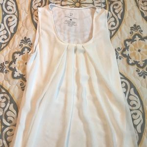 White New York and Company overlay top Sz XS